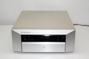 パイオニア Pioneer ｜ターンテーブル方式 CDプレーヤー PD-C3(中古品)