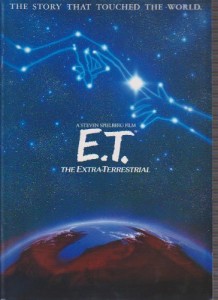 映画パンフレットレット「E..T.」監督スティーブン・スピルバーグ　出演ヘ (中古品)