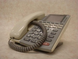 VB-D411L パナソニック大型表示デジタル多機能電話機　ビジネスフォン [オ (中古品)