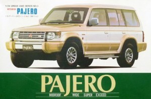 アオシマ 1/24 アーバン4WD　三菱　パジェロ　ミッドルーフワイド　スーパ (中古品)