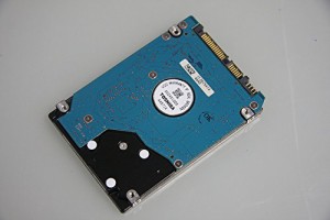 東芝 TOSHIBA 2.5インチ 内蔵HDD (SATA)/容量:640GB/回転数:7200rpm/キャッ(中古品)