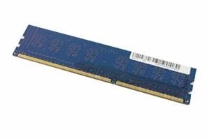 hynix PC3-12800U (DDR3-1600) 4GB 240ピン DIMM デスクトップパソコン用メ(中古品)