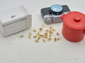 差し込みヒートン(約6.5x2.5mm)約25個 KC金 アクセサリーパーツ 副資材 金属パーツ 手芸材料 デコ用品 手作り雑貨 部品 素材 金具