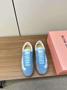 Acne Studios カジュアルシューズ ファッション クラシック