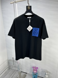 Loewロエベ早春新作半袖Tシャツ