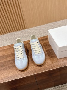 Maison Margiela 牛革パッチワークのドイツ製トレーニングシューズ