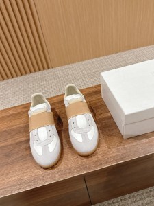 Maison Margiela MM6 スプリットトゥシューズ カジュアルファッション