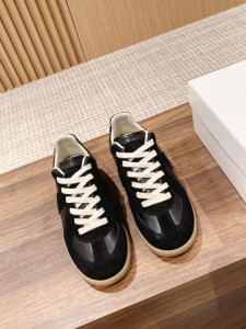 Maison Margiela 牛革クラシックヴィンテージシューズ ファッション