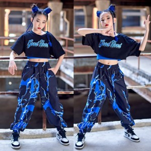 【三太郎の日】キッズダンス衣装 子供服 ジャズ風 舞台服 ヒップホップ 袖カバー タンクトップ ロングパンツ へそ出し ブラック ブルー 