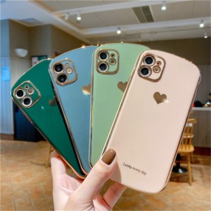 iPhone 12/12 Pro/12 Pro Maxシリコンケース レンズの全面保護