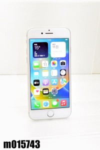 白ロム SIMフリー au SIMロック解除済 Apple iPhone8 64GB iOS16.0.3 Silver MQ792J/A 初期化済【中古】