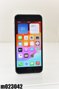 白ロム SIMフリー docomo SIMロック解除済 Apple iPhoneSE(第2世代) 64GB iOS17.4.1 ホワイト MHGQ3J/A 初期化済【中古】