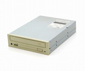 ◇TEAC CD-516S 動作確認済み UltraSCSI接続 内蔵用16倍速CD-ROMドライブ 50ピンコネクタ 中古