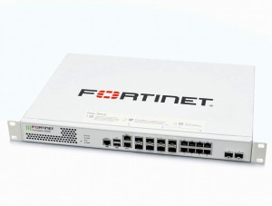 Fortinet FortiGate-600D 各種ライセンス期限切れ v6.4.13 build2092 230606 ラッキングブラケット装着済 設定初期化済 中古