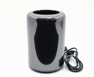 Apple Mac Pro Late 2013 Xeon E5-1650 v2 3.5GHz 32GB 1TB(APPLE SSD) FirePro D500x2基搭載 macOS Monterey 中古