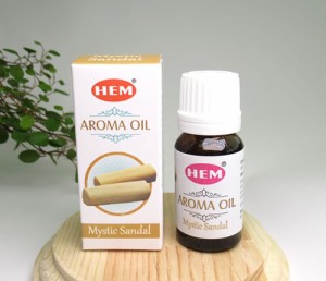 【HEM社】アロマオイル サンダル 10ml サンダルの自然の香り 癒し リラックス arh-01