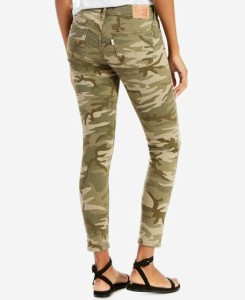 camo levi jeans