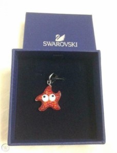 スワロフスキー Swarovski チャーム ヒトデ 星 キーホルダー 1185936