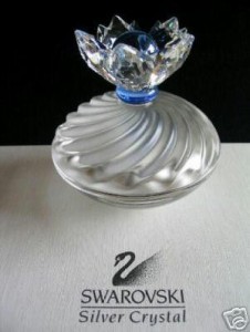 スワロフスキー Swarovski 2000年 廃盤品 『Blue Flower Jewel Box』 207886