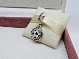 Pandora パンドラ Soccer Dangle Charm サッカー ボール