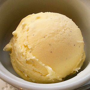 アイス 業務用アイス アイス 森永 アイスクリーム バニラアイスクリーム 2L  バルクアイス スイーツ