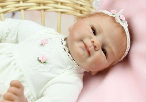 リボーンドール リアル 赤ちゃん人形 トドラードール ベビードール 45cm 高級 かわいい 衣装付き かわいい 笑顔