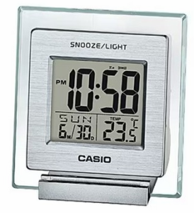 CASIO・カシオ   DQ-735-8JF  置時計 / クオーツ / アラーム  シンプル表示