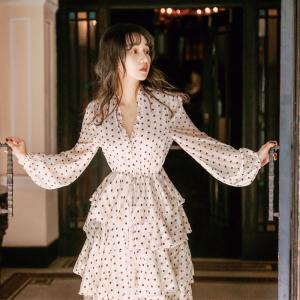 ドット ロング ワンピース ホワイトの通販|au PAY マーケット