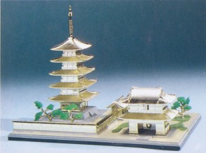 【送料無料】　ゴールド日本の伝統美　浅草寺五重塔　NG-11　プラモデル