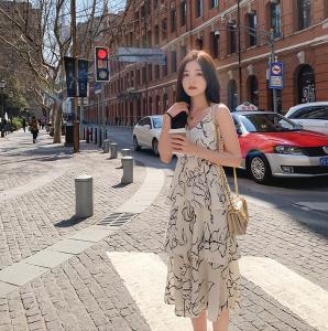 キャミワンピース ティアードワンピ ティアードワンピース Aライン ワンピース 膝丈 清楚 カジュアル Aラインワンピース 膝下ワンピースの通販はau Wowma ワウマ Unicoorn 商品ロットナンバー