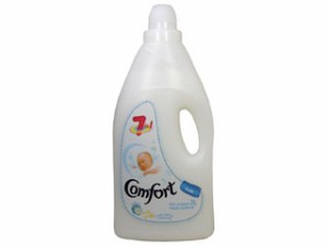 ベトナム ユニリーバ Comfort コンフォート ファブリックソフナー 7in1 ピュア 3000ml 柔軟剤 海外