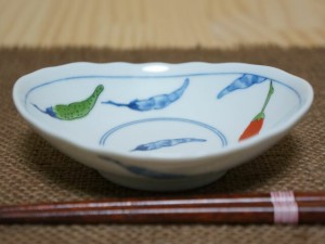錦唐辛子シリーズ 4.0楕円深皿 13.5ｃｍ軽量 美濃焼 和食器 日本製 陶器 