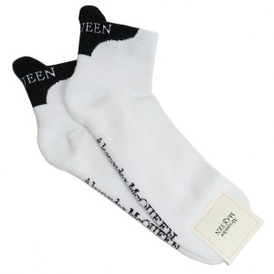  アレキサンダーマックイーン Alexander McQueen  メンズ−ソックス 572016　4B67Q　9060 ホワイト系 ブラック socks-01   父の日