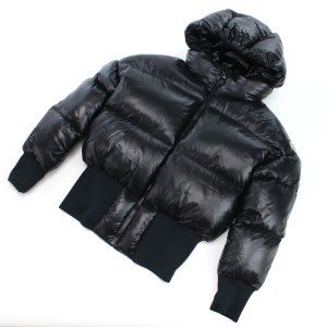 【新品】モンクレール MONCLER  キッズ  アウター ダウンジャケット 大人もOK 1A00008 EDUARDA GIUBBOT 68950 999 12才相当 14才相当 ブ