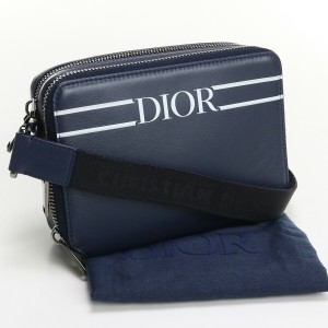 【中古】・未使用ディオール(Christian Dior)  ロゴ 斜め掛けショルダーバッグ　ブランド レザー  ネイビーランク：S us-1