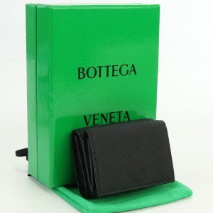 【中古】良品ボッテガヴェネタ(BOTTEGA VENETA) トントレチャート デボス ミニウォレット ブランド 三折財布 592678 V0SQ1 ランク：A us-