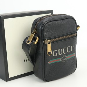 【中古】良品グッチ(GUCCI)  ロゴプリント ショルダーバッグ レザー 574803 ブラック系　ランク：A us-2   ﾒﾝｽﾞ ﾚﾃﾞｨｰｽ