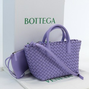 【中古】良品ボッテガ・ヴェネタ(BOTTEGA VENETA) イントレチャート ミニ カバ ラムスキン 709464 ランク：A us-2   レディース