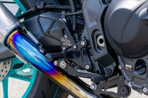 ステップ オーヴァーレーシング バックステップ 2by2ポジション BLK MT-09 21- 51-452-01B 取寄品