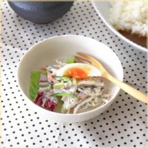 フリルのサラダボール 日本製 美濃焼 マルチボール 小鉢 中鉢 煮物鉢 白い食器 カフェ食器 洋食器