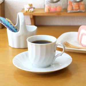 キャロルウェーブカップ＆ソーサー 日本製 美濃焼 カップソーサー 碗皿 コーヒーセット カフェ 業務用 ケーキ シンプル 白い食器