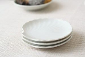 真珠の小皿 日本製 美濃焼 魚介小皿シリーズ 和菓子皿 一口サイズのお菓子 小皿 オシャレ かわいい