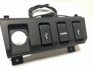 ホンダ ヴェゼル(Vezel)専用 USBパネル USB/HDMIパネルUSBジャック追加に/RU1/RU2/RU3/RU5/ケーブル カーナビ ロアアンダーカバーナビ取