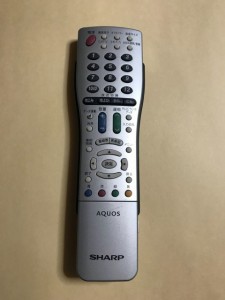 (中古)シャープ アクオス テレビ リモコン RRMCGA550WJSA 保障あり ポイント消化 LC-16E1等対応