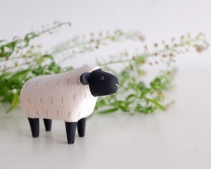 羊 ひつじ シープ   sheep インテリア 置物 木彫り 木製 動物雑貨
