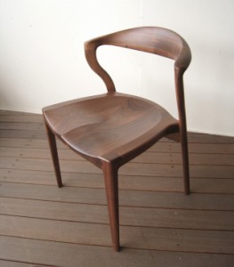 ダイニングチェア 椅子 いす 無垢 国産家具 日本製 イス ウォールナット おしゃれ モダン