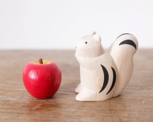 りす リス   Squirrel　スクオロル　インテリア 置物 木彫り 木製 動物雑貨