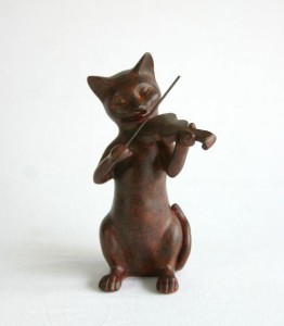 Rust Cat バイオリン ネコ置物 ねこグッズ 猫雑貨 ギフト