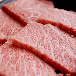 A5等級極上霜降三角バラ焼肉　ご自宅用200g s お歳暮 グルメ 焼肉 BBQ 牛肉 カルビ ギフト 内祝 プレゼント 食べ物