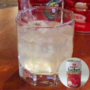 ライチココナッツジュース 308ml 泰山li汁椰果汁 ドリンク　清涼飲料水　中国飲み物